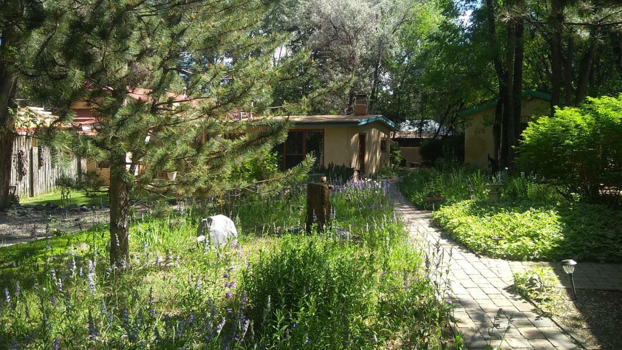 Dreamcatcher B&B Taos Exterior photo